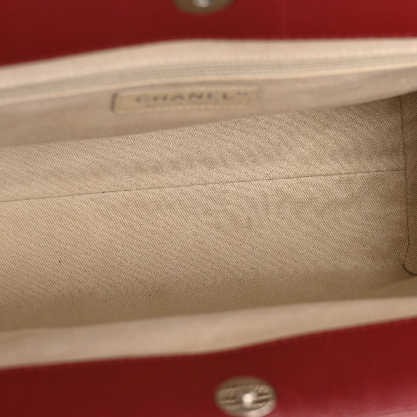 Caviar Quilted Timeless CC Shopping Tote Red