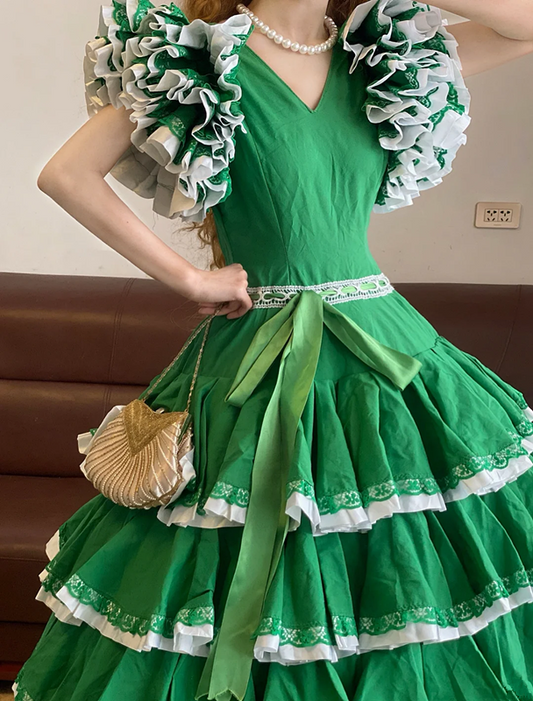 Green V-neck Waist-Cinched Tiered Skirt Long Ball Gown R7386