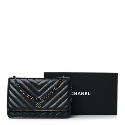 Iridescent Caviar Chevron Quilted Wallet On Chain WOC Black