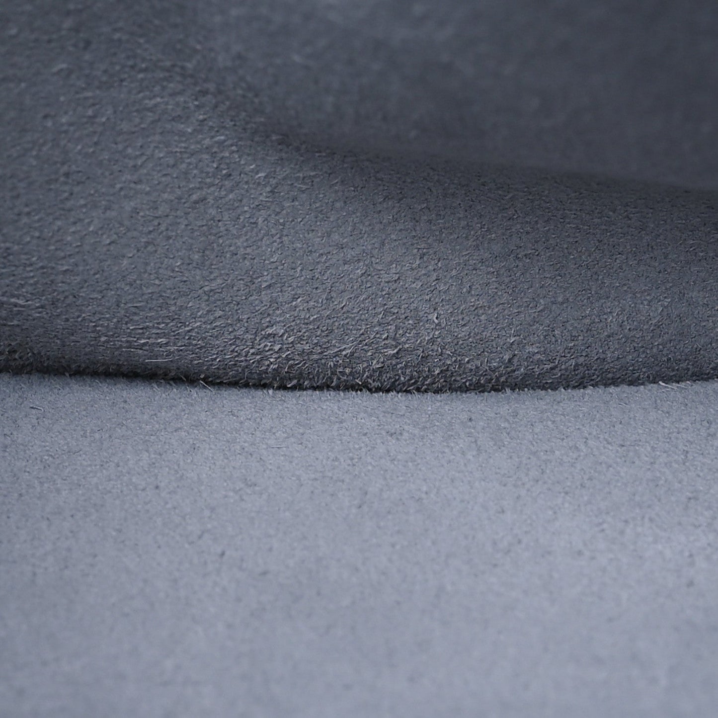 Supple Calfskin Medium Appoline Zinc