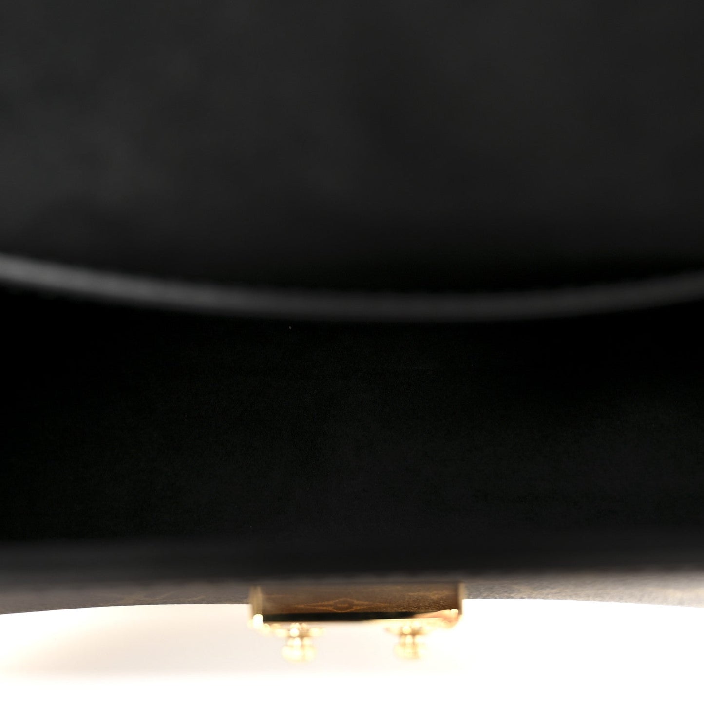 Reverse Monogram Tilsitt