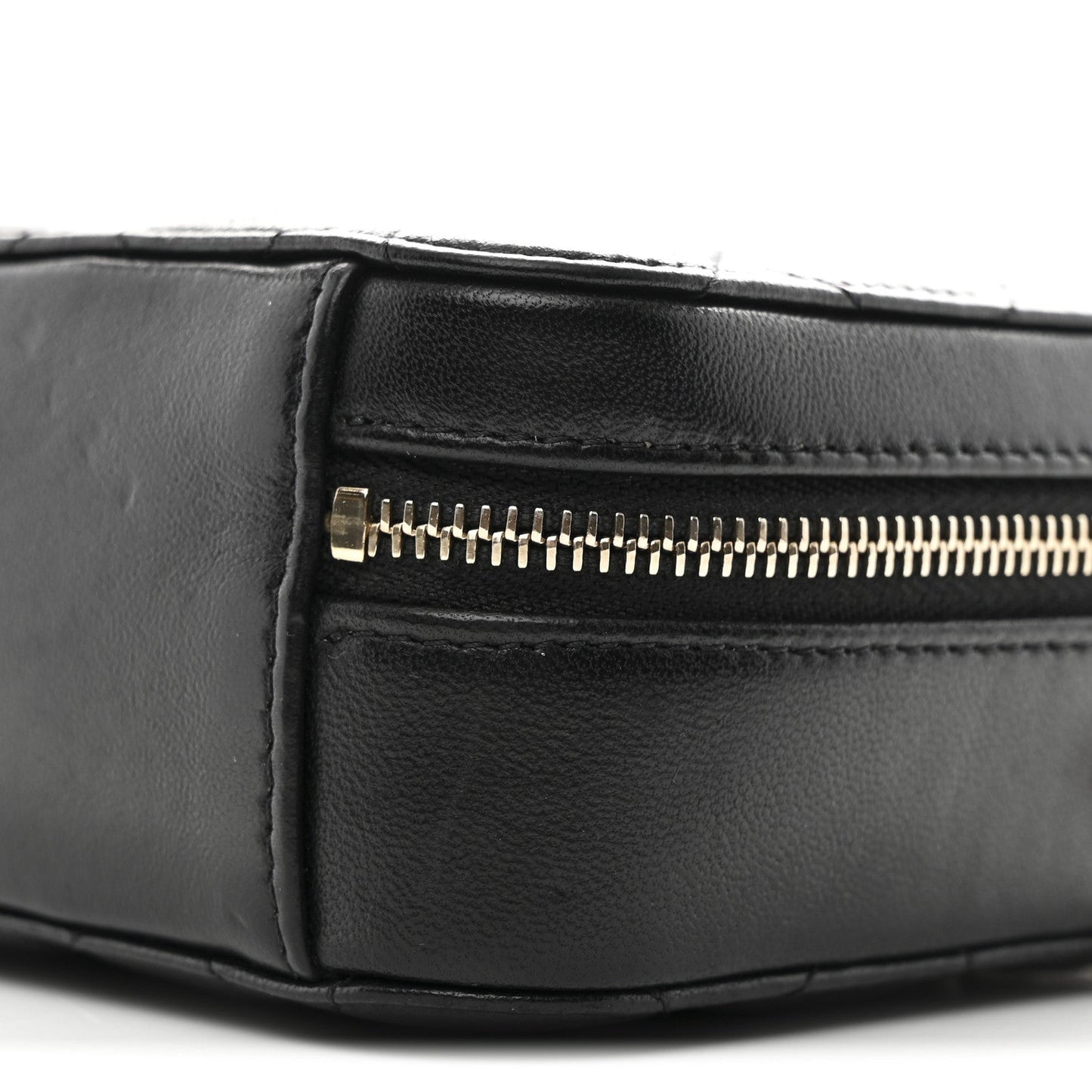 Lambskin Quilted CC Pearl Crush Camera Case Black