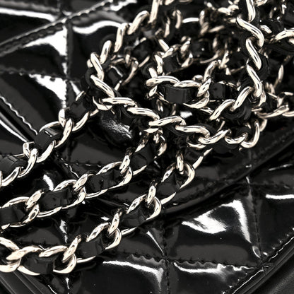 Patent Quilted Wallet On Chain WOC Black