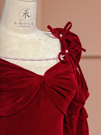 Red square neckline fitted long ball gown R8415