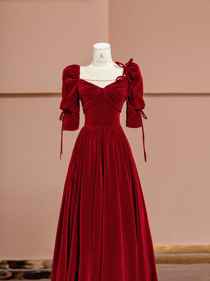 Red square neckline fitted long ball gown R8415