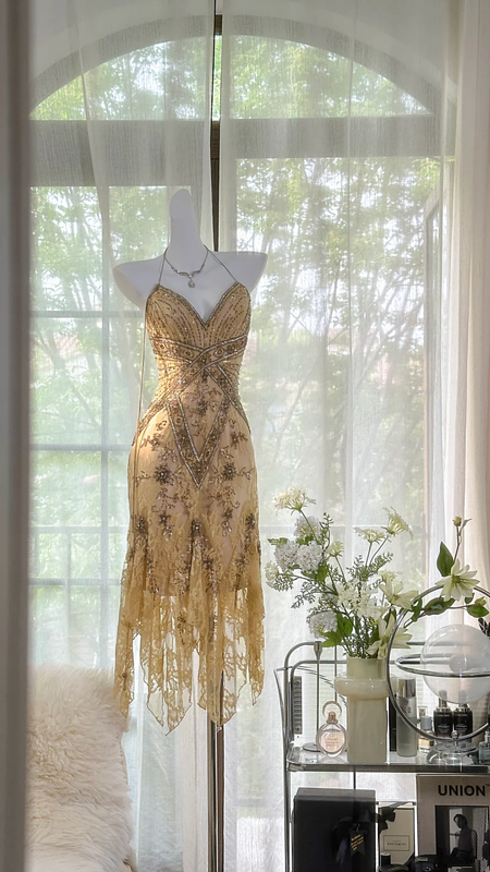 Light yellow halter-neck fitted slim-fitting irregular hem sexy ball gown R7664