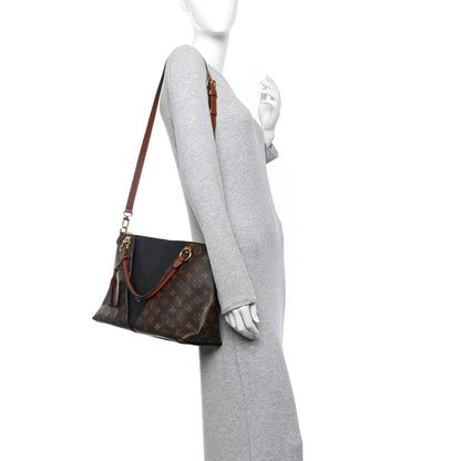 Monogram V Tote MM Black