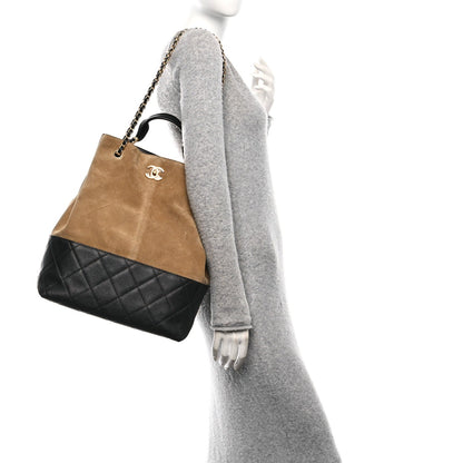 Suede Shiny Lambskin Quilted Large Shopping Bag Beige Black