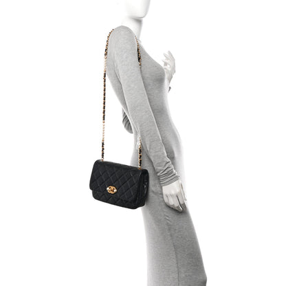 Glazed Calfskin Quilted Pearl Side Flap Black