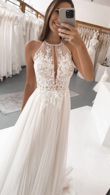 Tulle Lace Wedding Dresses Long Bridal Gown      S7146
