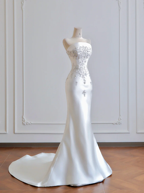 White strapless, fitted, bodycon long ball gown/bridal dress R8192