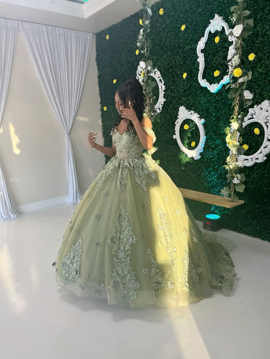 Green Off The Shoulder Quinceanera Dresses For Sweet 16 Girls Princess Ball Gowns