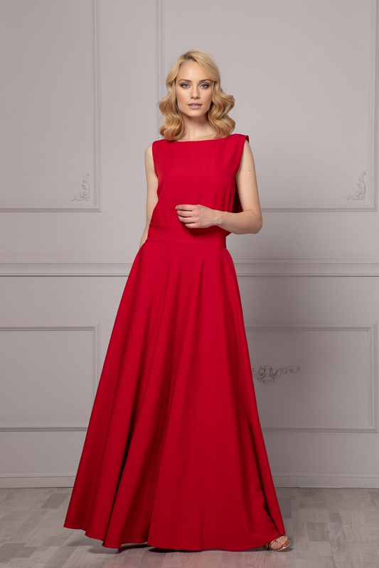 - Sleeveless backless boat neck and floor length Prom dress