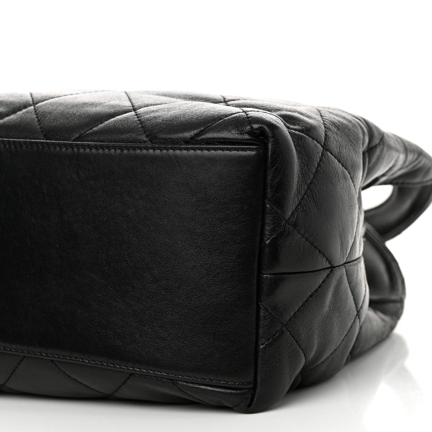 Shiny Lambskin Quilted CC Belt Shopping Bag Black