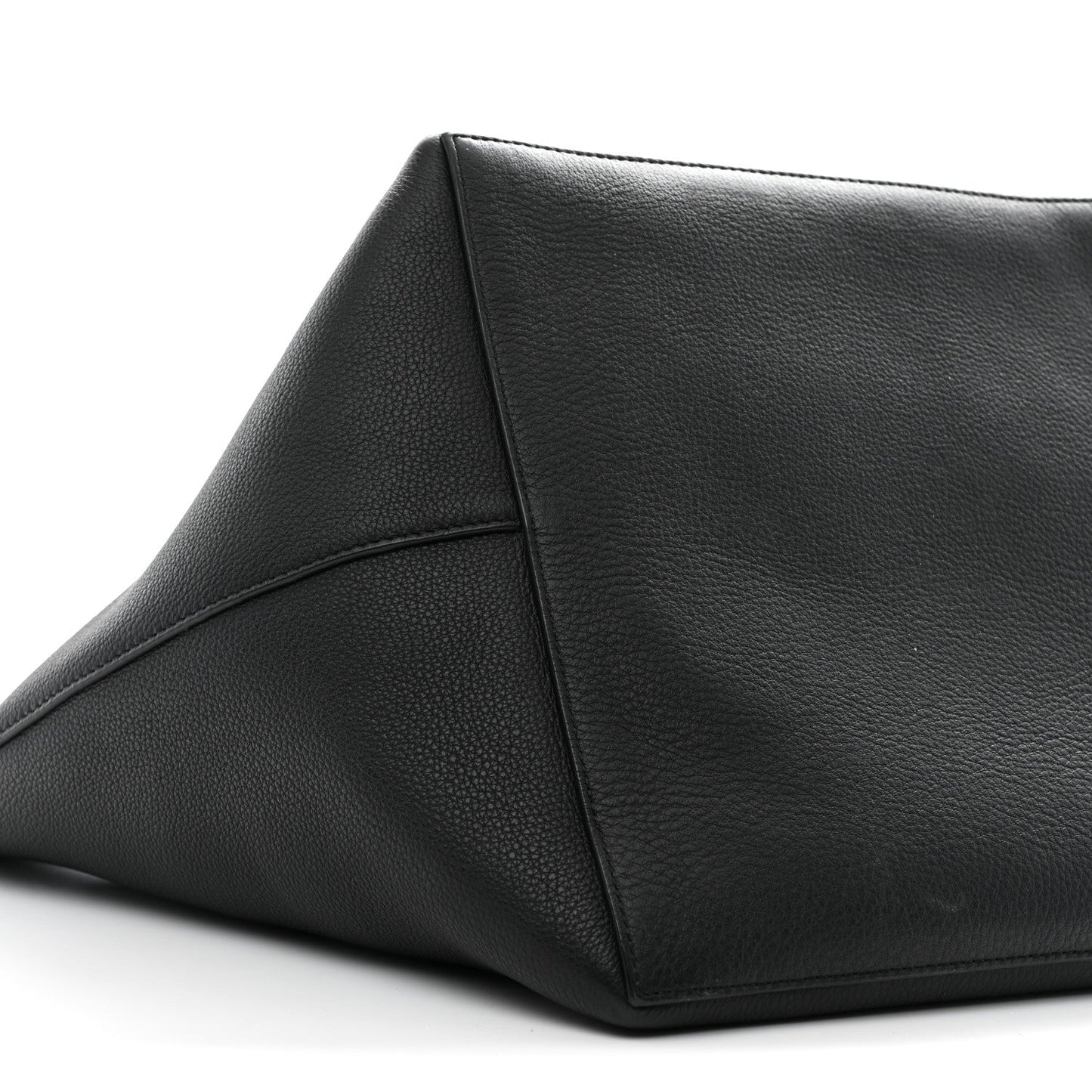 Grained Calfskin Park Tote Three Black