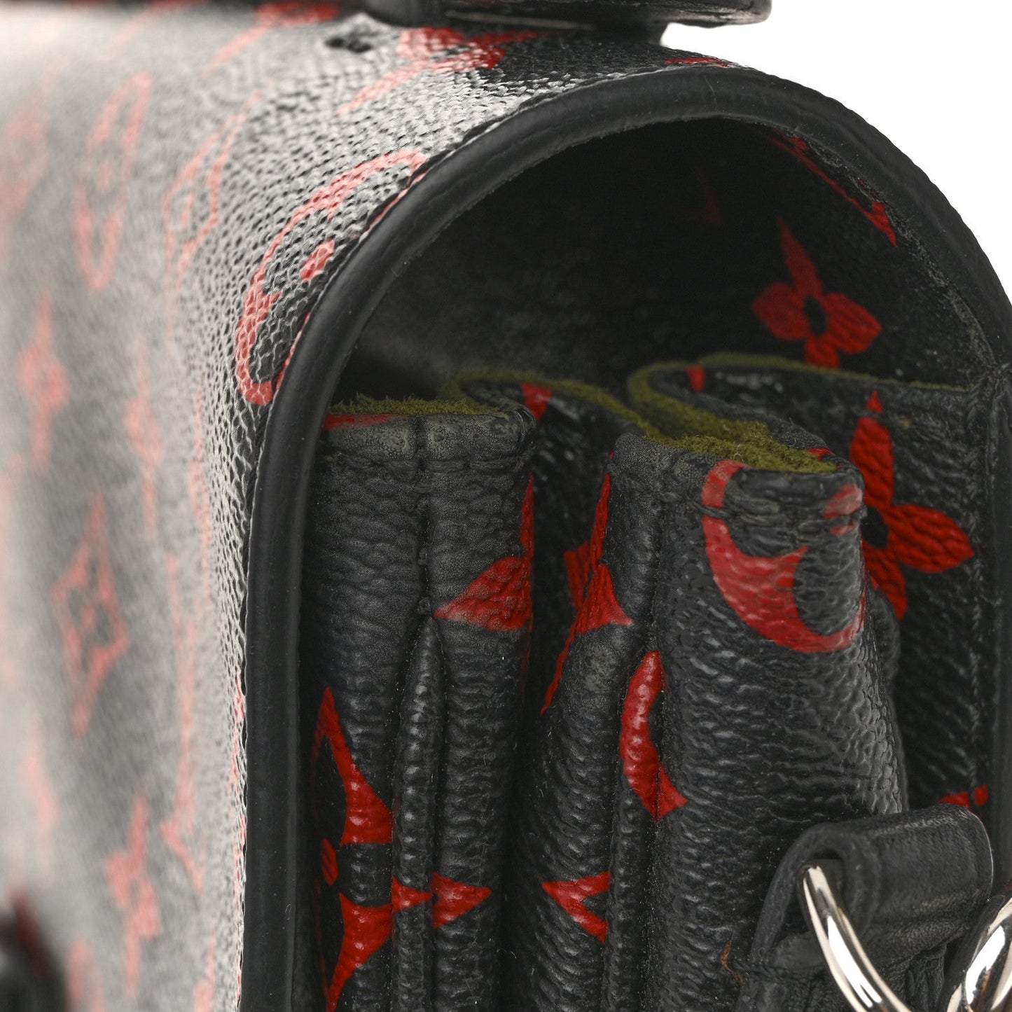Monogram Infrarouge Pochette Metis
