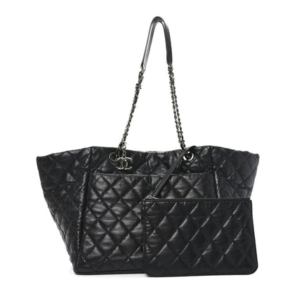 Lambskin Quilted Week End on Mars Tote Black