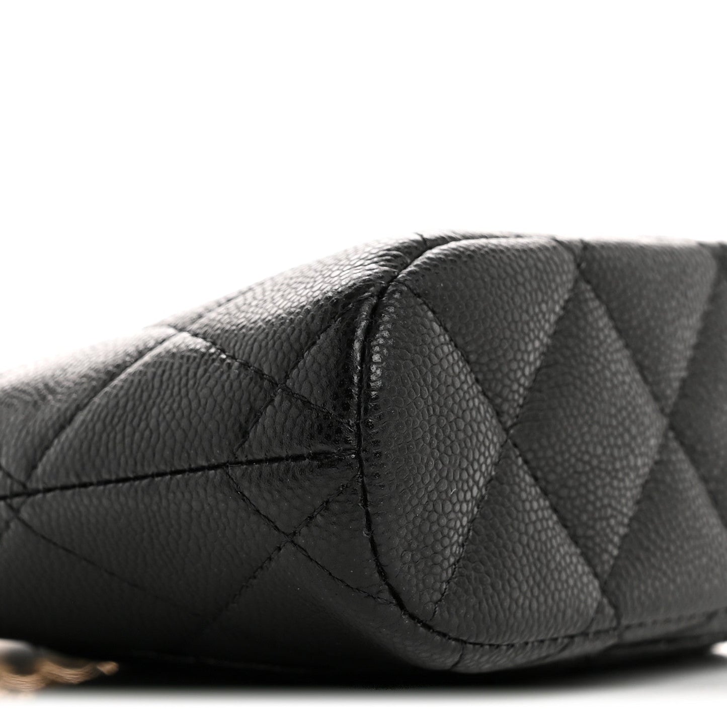 Caviar Quilted Classic Clutch With Chain Black