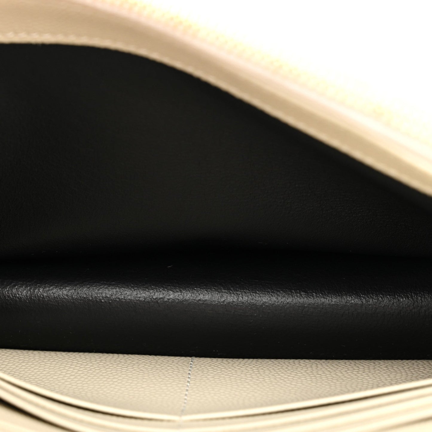 Grain De Poudre Matelasse Chevron Monogram Envelope Chain Wallet Crema Soft