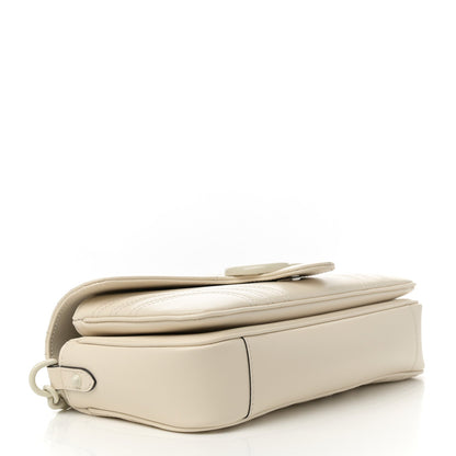 Calfskin Matelasse Monochrome GG Marmont Crossbody Shoulder Bag White