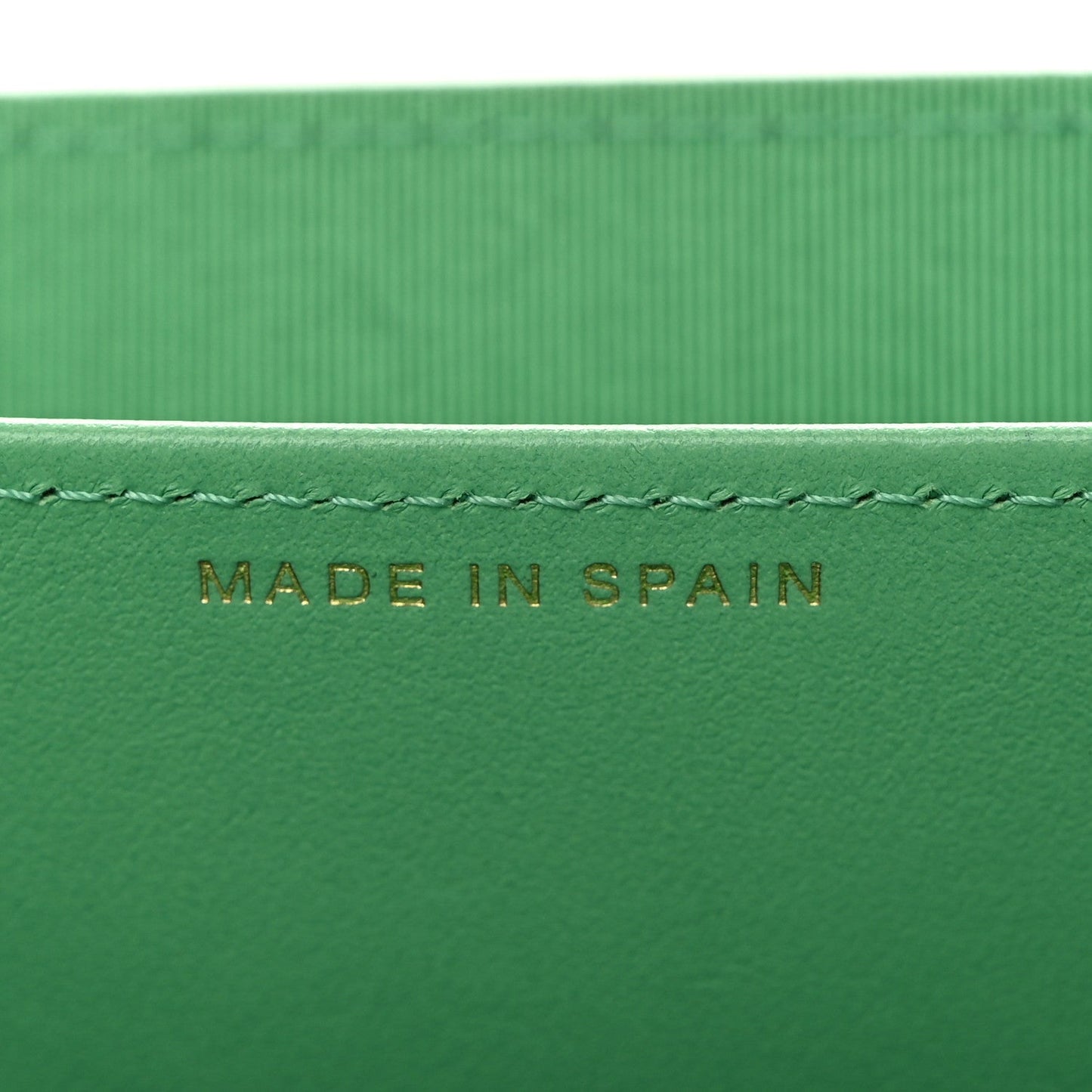 Caviar Quilted Flap Card Holder On Chain Light Green