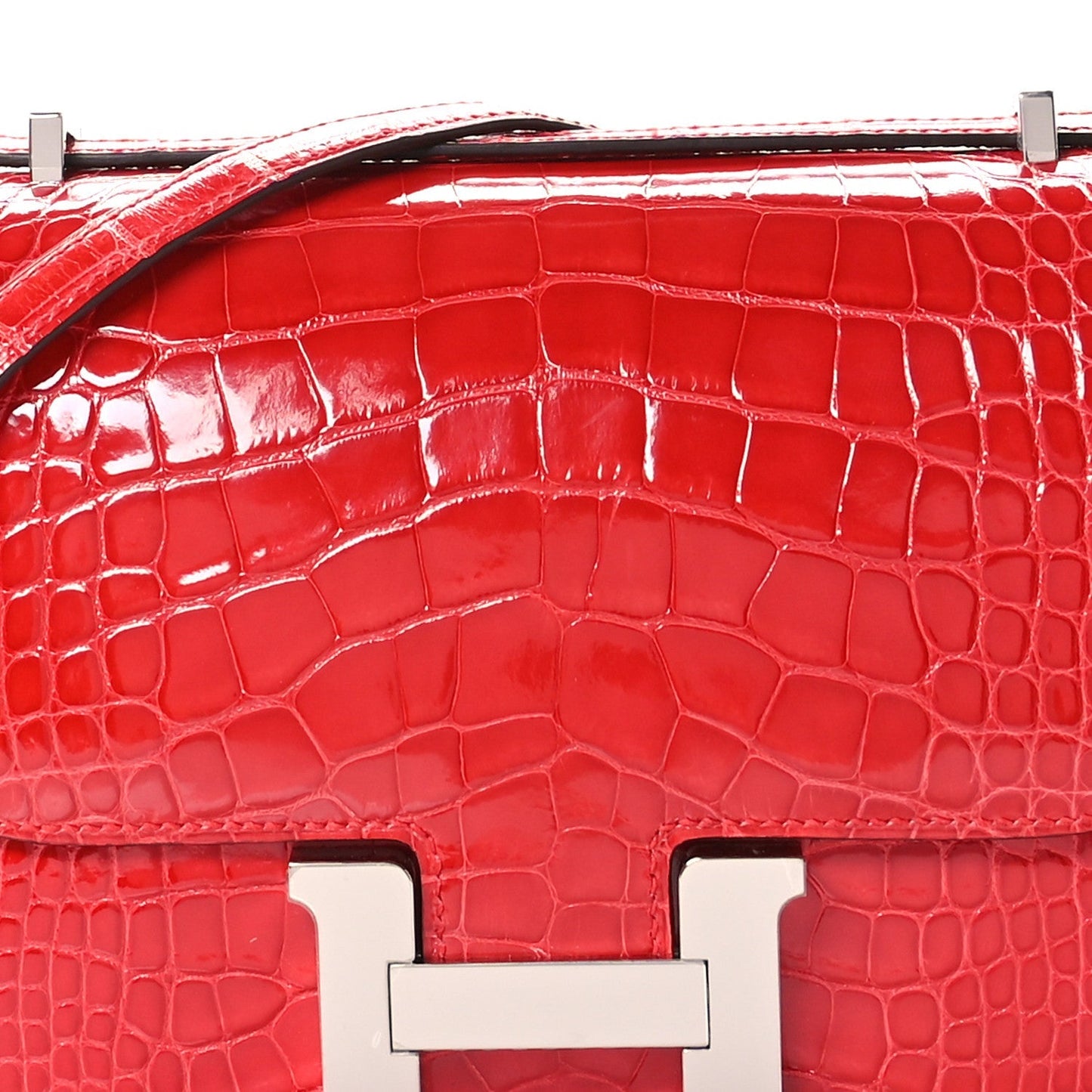 Shiny Alligator Constance 18 Rouge de Coeur