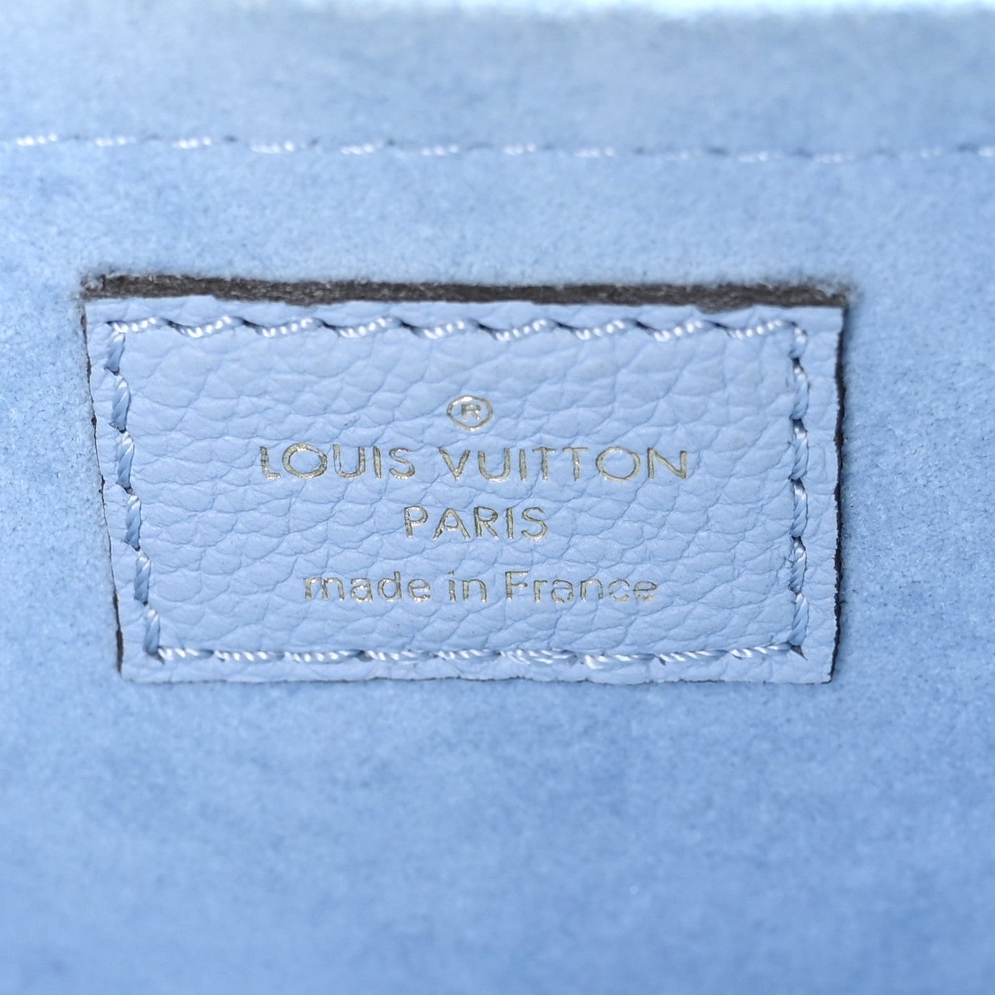 Grained Calfskin Lockme Tender Bleu Nuage
