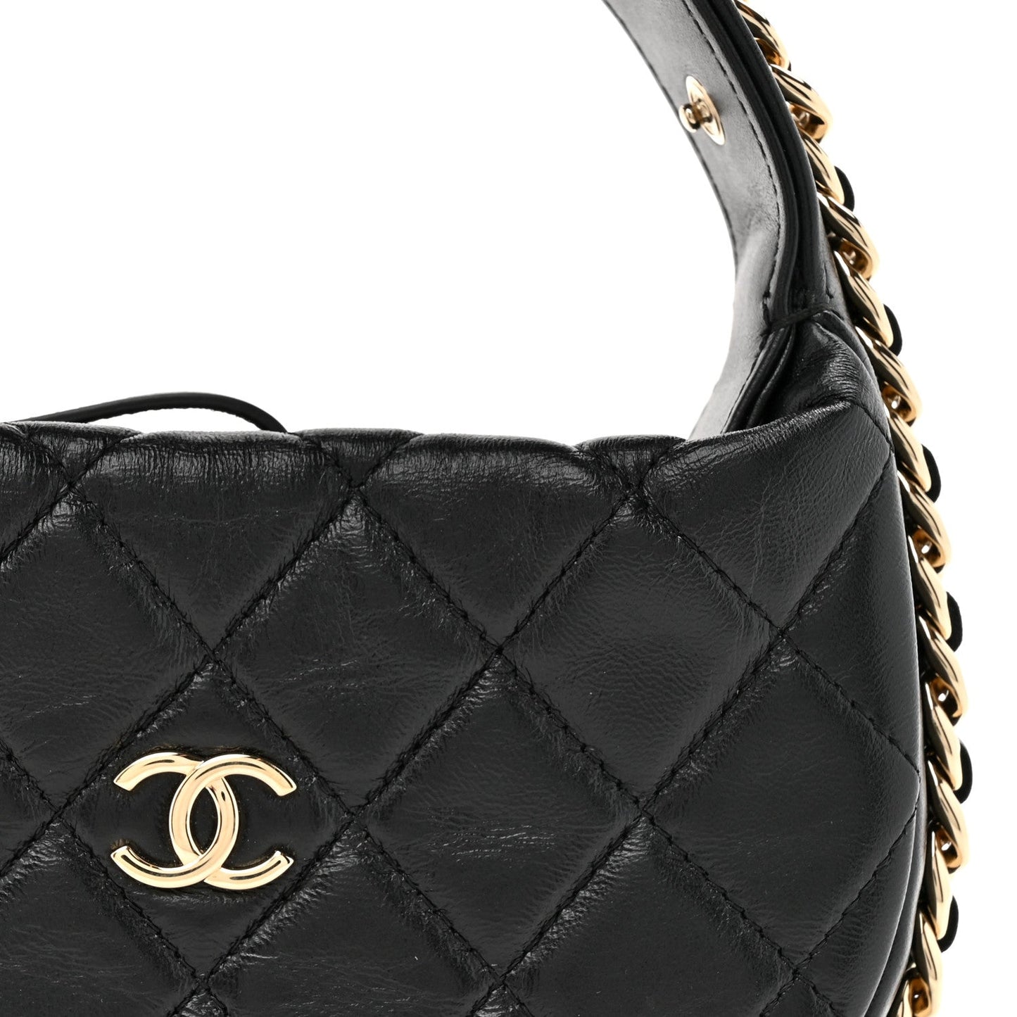 Lambskin Quilted Chain Around Pouch Black