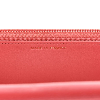 Caviar Quilted Wallet on Chain WOC Pink