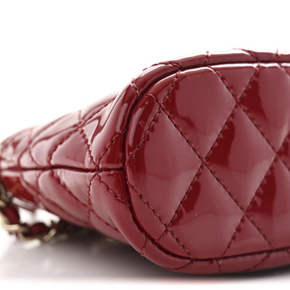 Patent Calfskin Quilted Shiny Coco Clutch With Chain Red