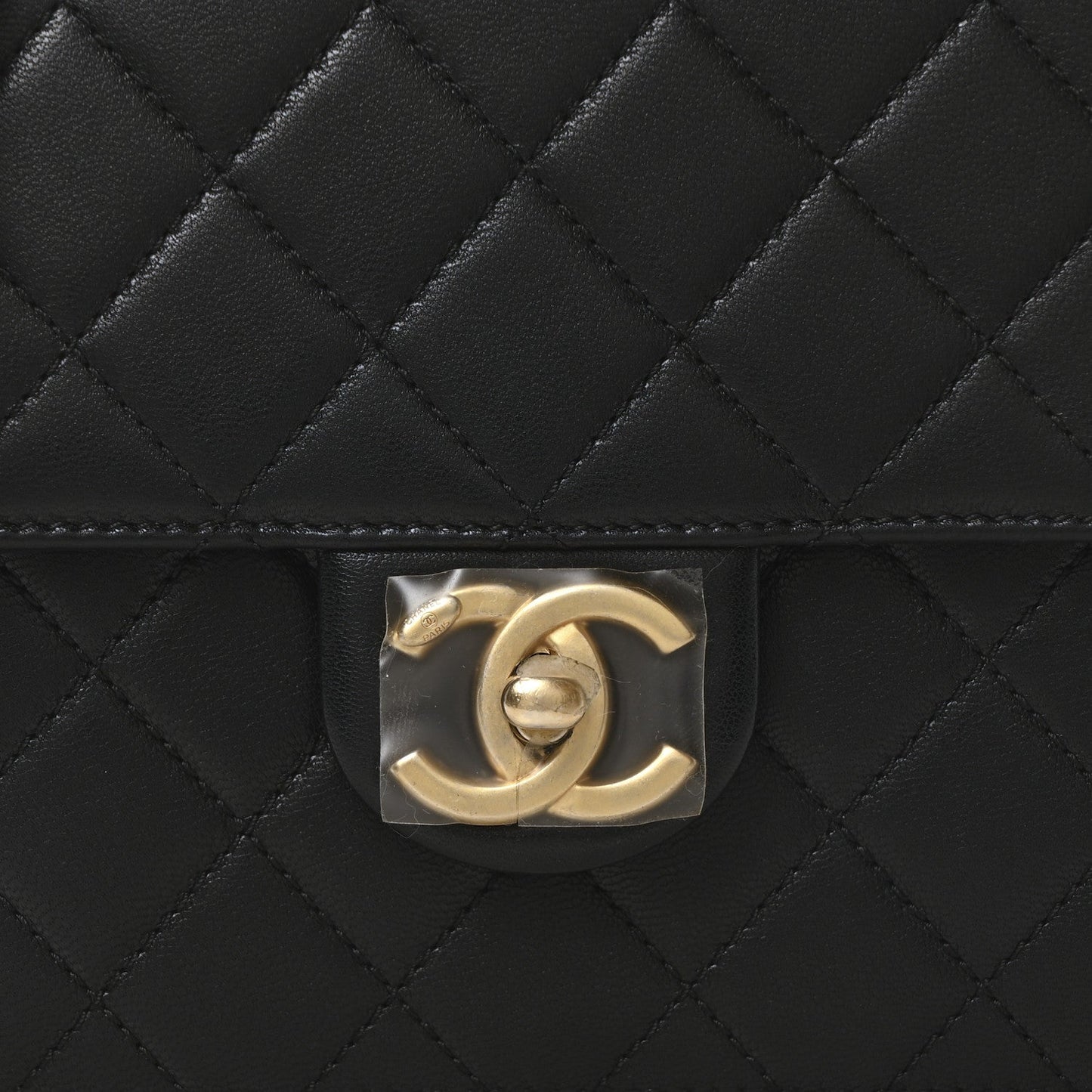 Lambskin Quilted Chic Pearls Flap Black