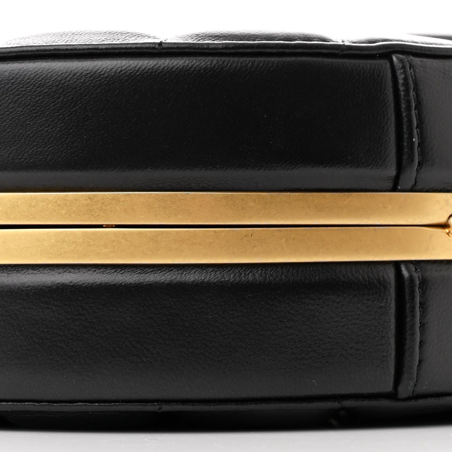Lambskin Round Clutch With Chain Black