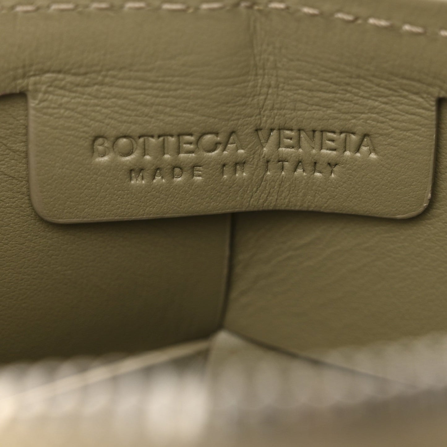 Lambskin Maxi Intrecciato Cassette Camera Bag Travertine