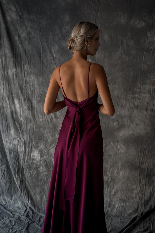 - Thin shoulder strap satin scarf collar backless long Prom dress