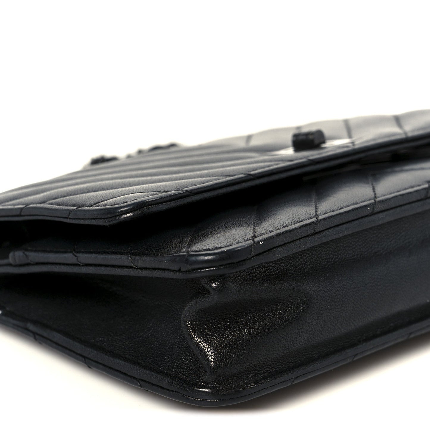 Sheepskin Chevron Reissue Wallet On Chain WOC So Black