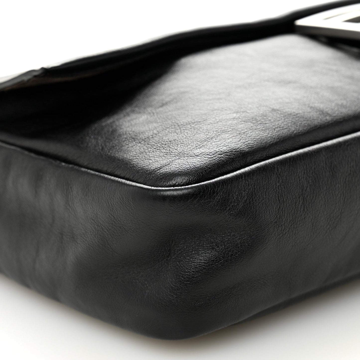 Vitello Grace Large Chain Baguette Black