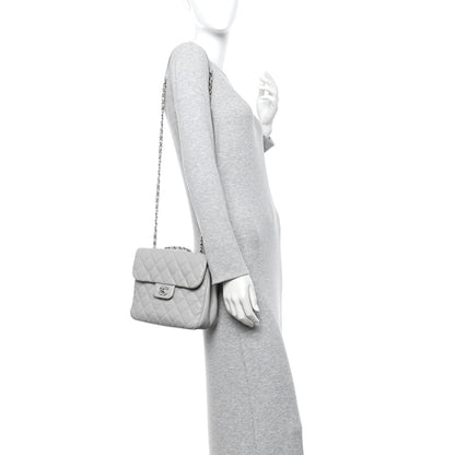 Caviar Quilted Medium Urban Companion Flap Grey