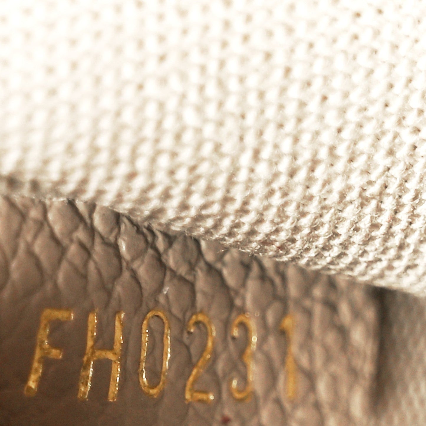 Empreinte Pochette Felicie Chain Wallet Tourterelle