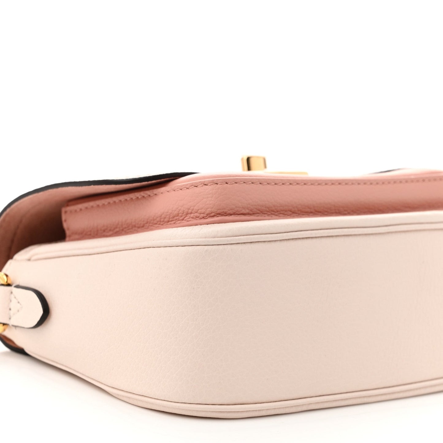 Grained Calfskin Lockme Tender Quartz