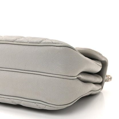 Caviar Quilted Medium Urban Companion Flap Grey