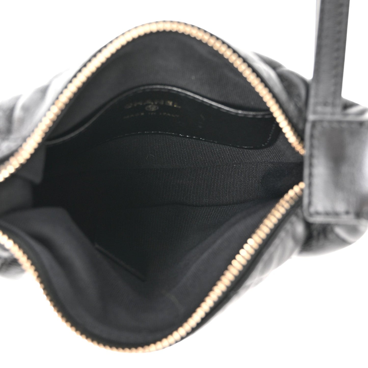 Lambskin Quilted Chain Around Pouch Black