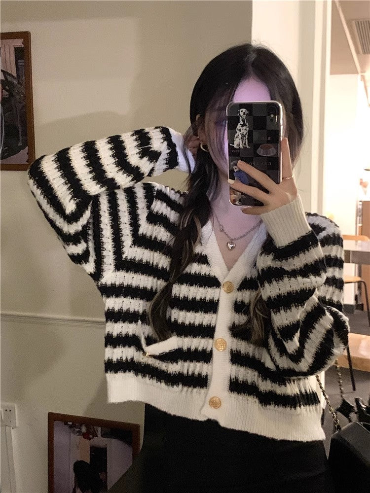 Design chic sweater knitted cardigan women's top     S3409