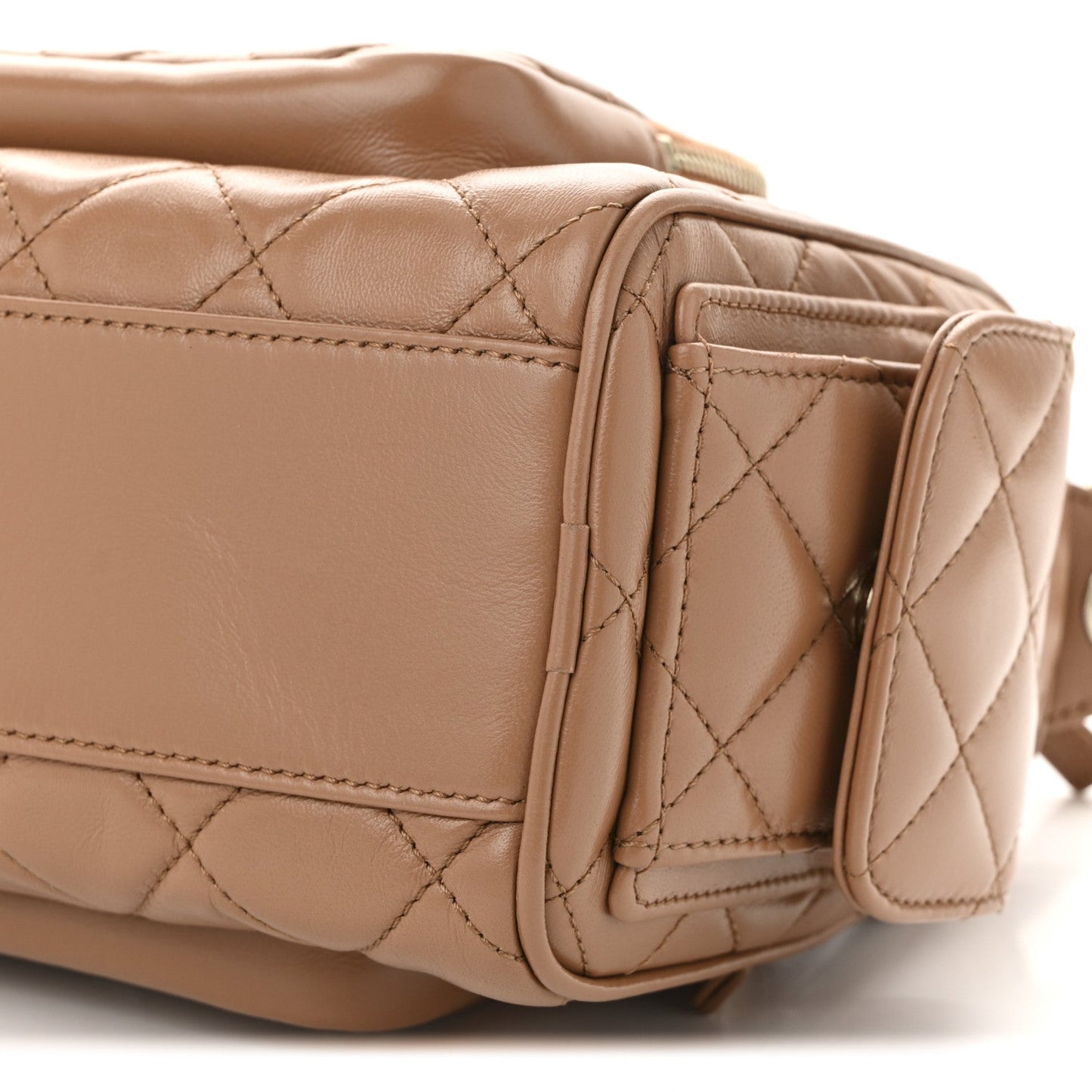 Shiny Crumpled Lambskin Quilted Medium Preppy Pocket Camera Case Brown
