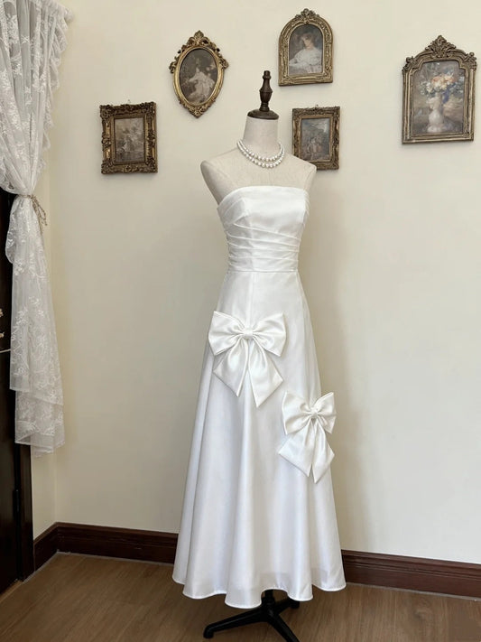 A Line Prom Dress Minimalist White Strapless Pleated Formal Dresses Evening Dress Gala Gown  D4753
