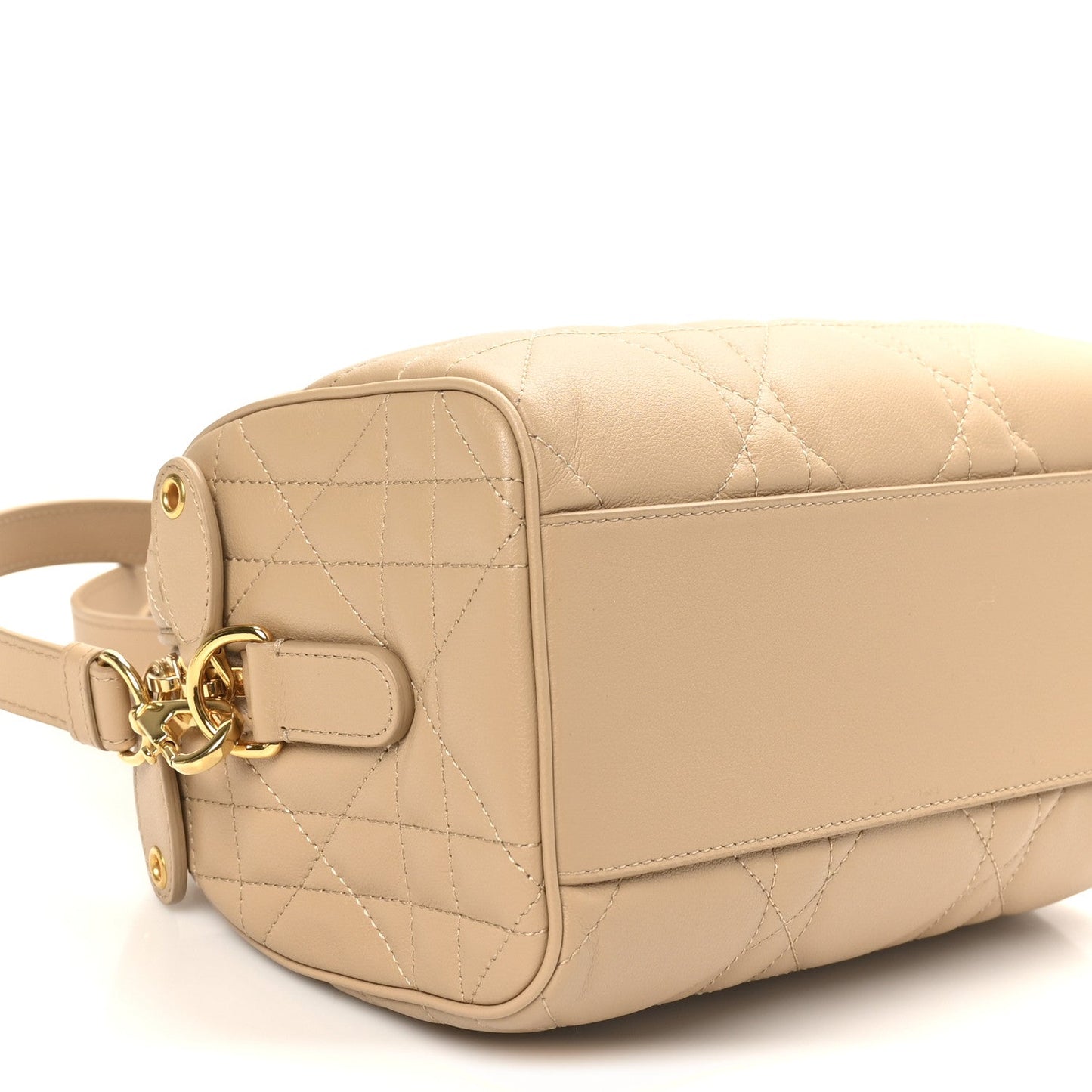 Calfskin Macrocannage Groove 20 Bag Biscuit