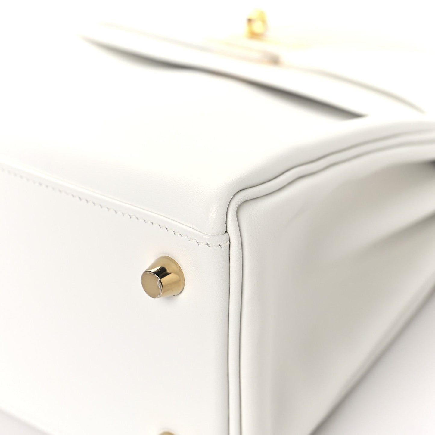 Swift Kelly Retourne 25 New White