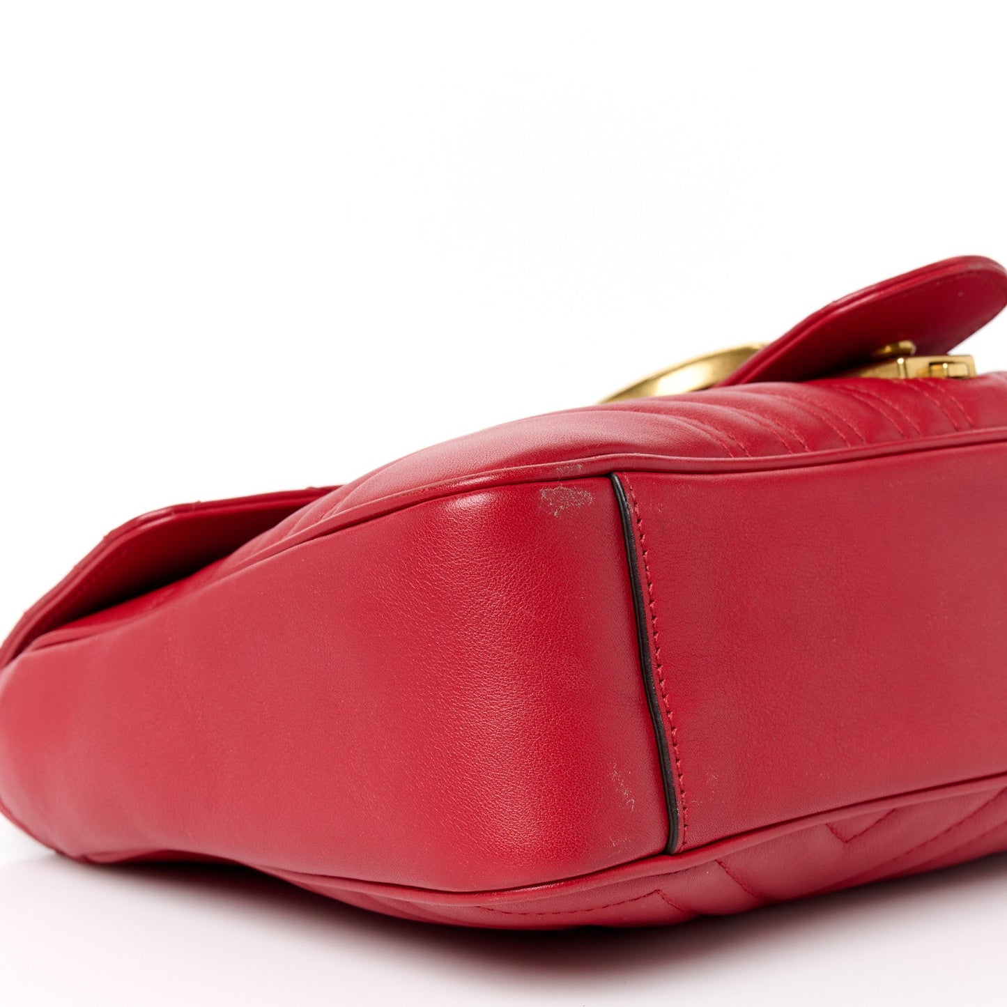 Calfskin Matelasse Medium GG Marmont Shoulder Bag Hibiscus Red