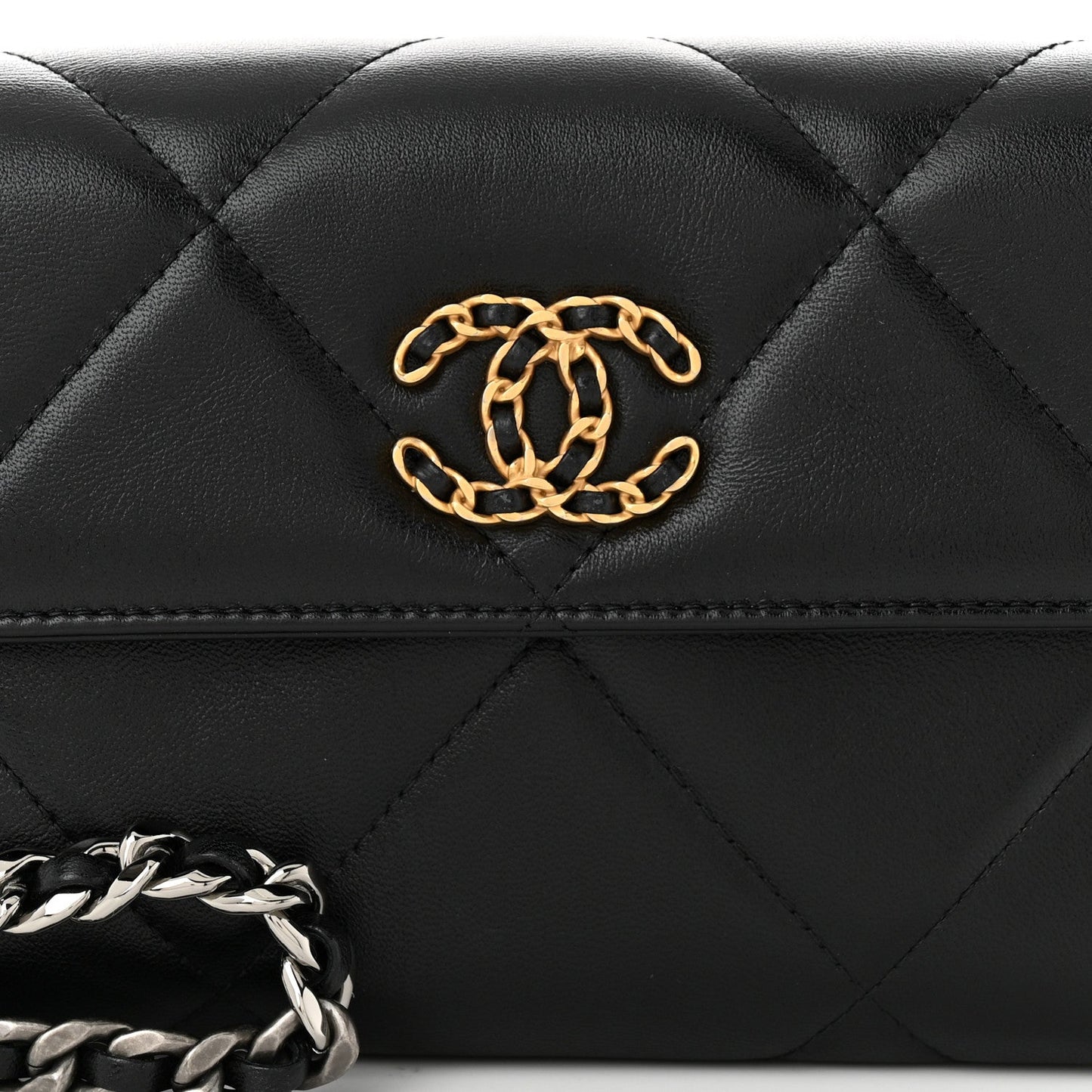 Lambskin Quilted Chanel 19 Flap Clutch Black