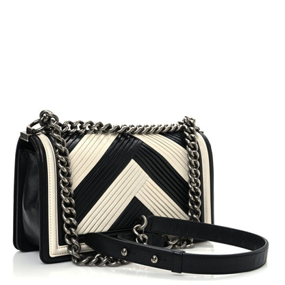 Calfskin Pleated Medium Boy In Rome Flap Black White