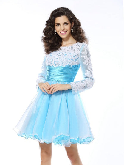 A-Line/Princess Scoop Applique Long Sleeves Short Woven Satin Cocktail Dresses